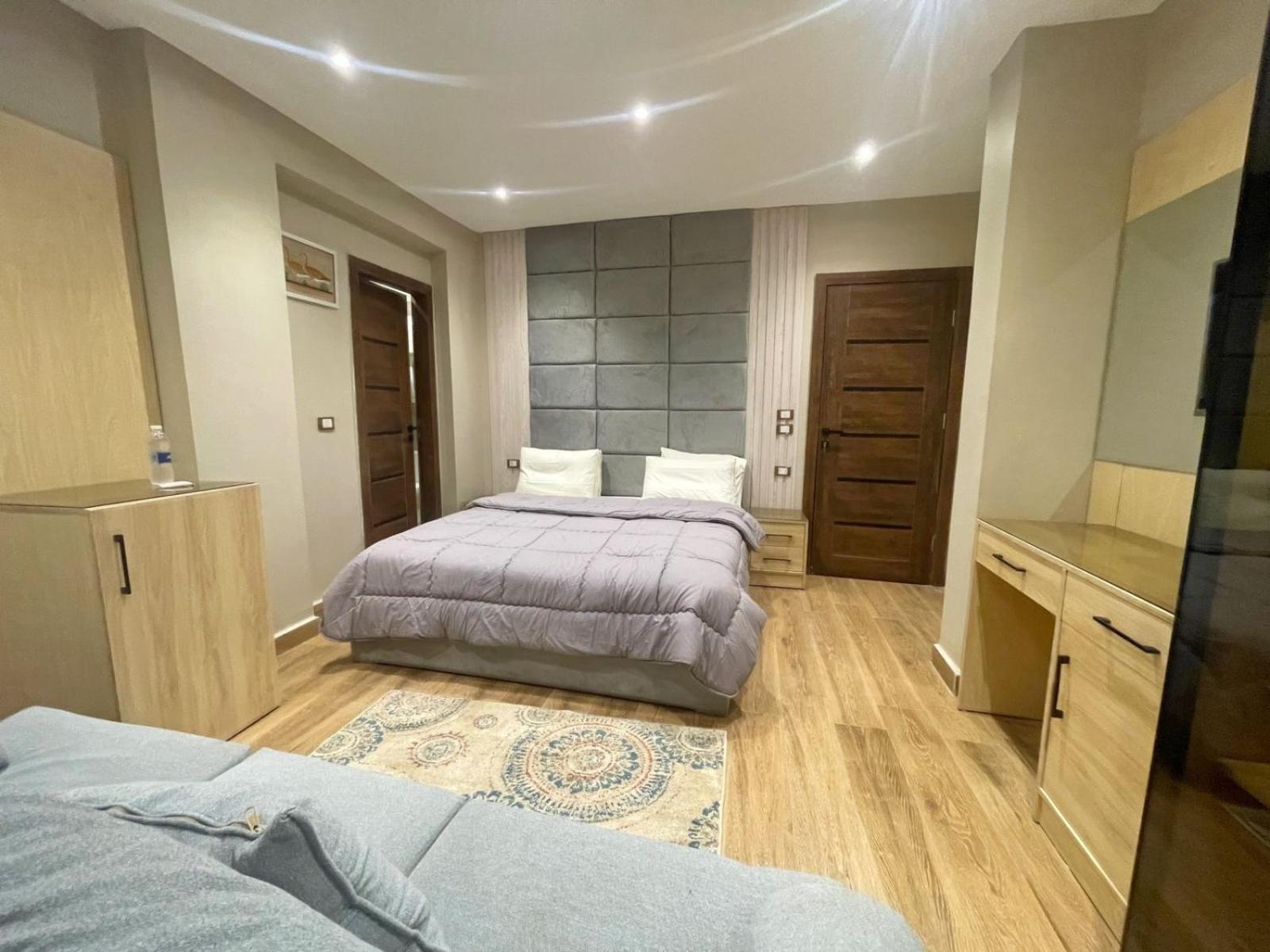 Mirage Pyramids View Hotel Nazlet el-Sîsi Екстериор снимка