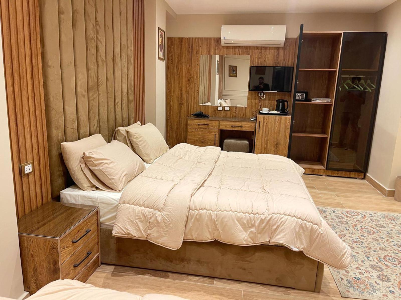 Mirage Pyramids View Hotel Nazlet el-Sîsi Екстериор снимка