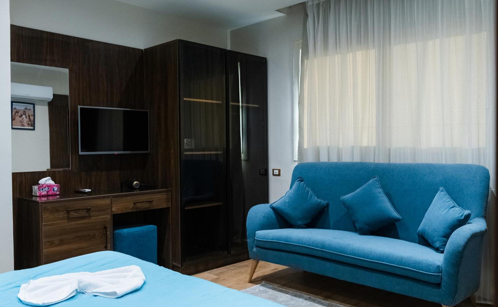 Mirage Pyramids View Hotel Nazlet el-Sîsi Екстериор снимка